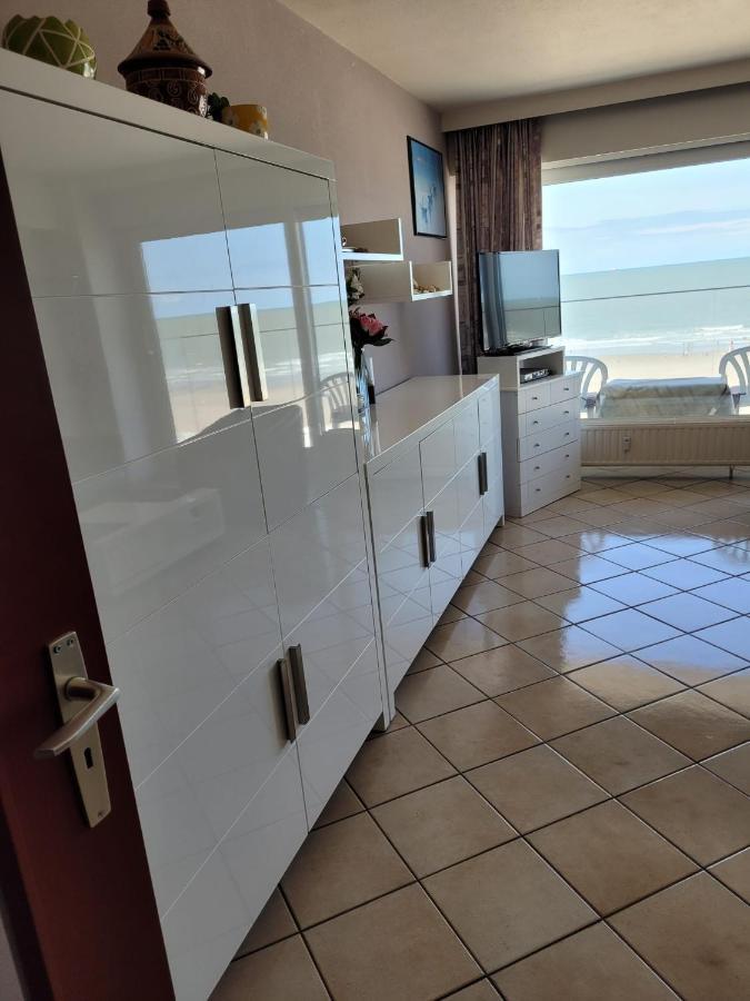Beautiful With Seaview In Type 103 * Blankenberge