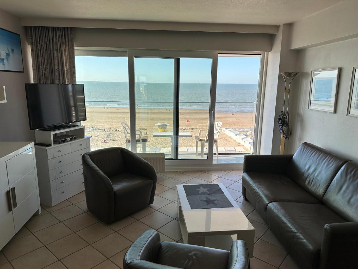 Beautiful With Seaview In Type 103 Blankenberge